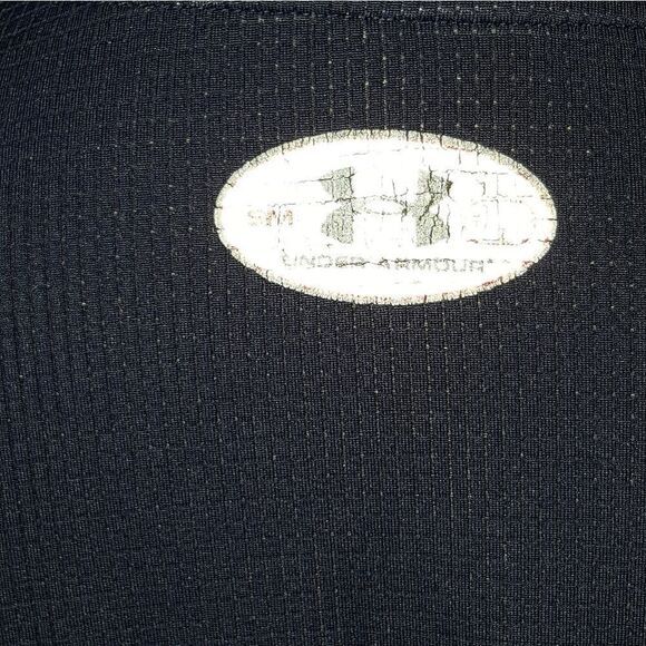 Men's UNDER ARMOUR long sleeve size sm - Picture 5 of 6